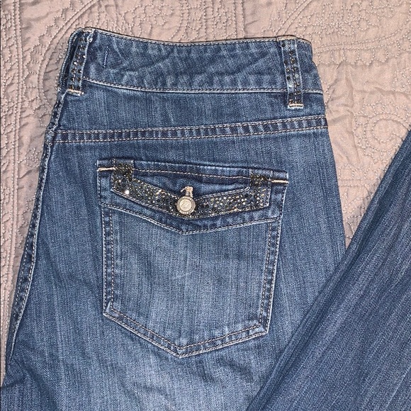 White House Black Market Boot Cut Jeans w/ gems - Picture 2 of 8